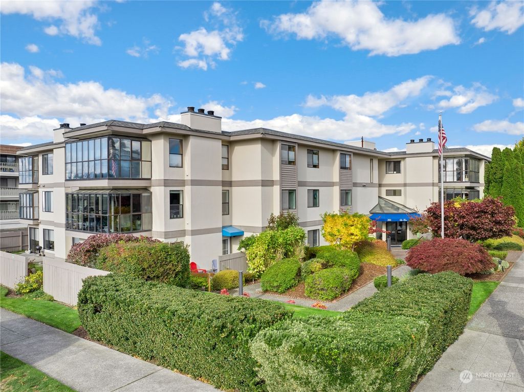 Photo of 201 3rd Avenue N #102, Edmonds, WA 98020 (MLS # 2304711)