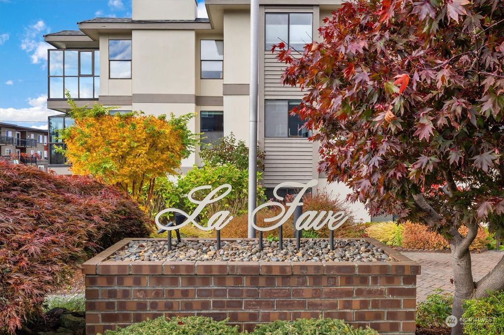 Photo of 201 3rd Avenue N #102, Edmonds, WA 98020 (MLS # 2304711)
