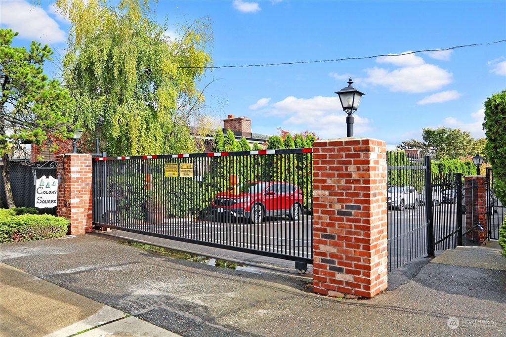 Photo of 13550 S 37th Ave Ave #19, Tukwila, WA 98168 (MLS # 2171427)