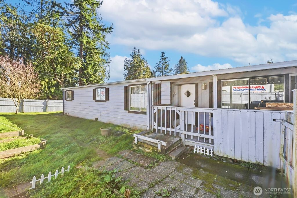 Photo of 7275 NE Geneva Street, Suquamish, WA 98392 (MLS # 2480533)