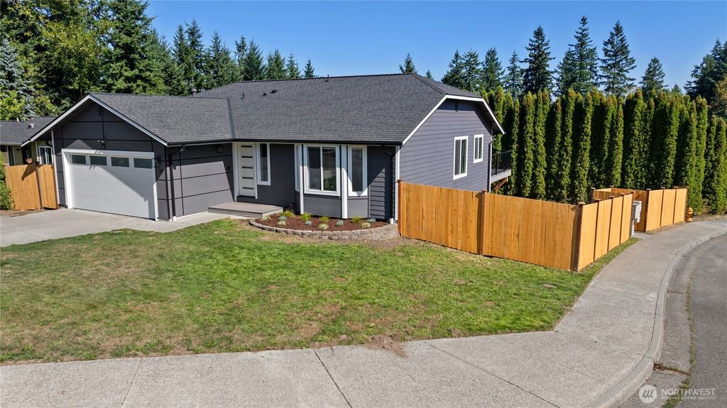 Photo of 19 75th Street SW, Everett, WA 98203 (MLS # 2435176)