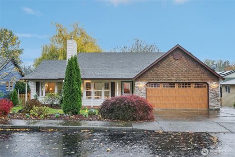 Photo of 1546 N R Street, Washougal, WA 98671 (MLS # 2452906)