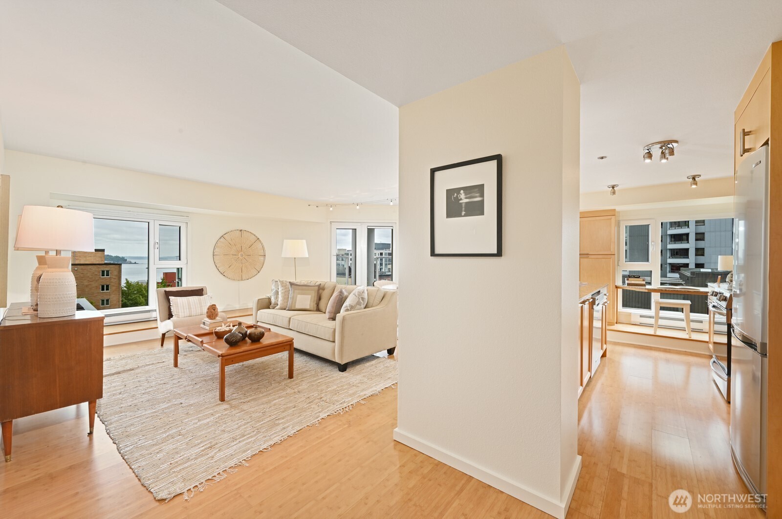 121 Vine Street 703