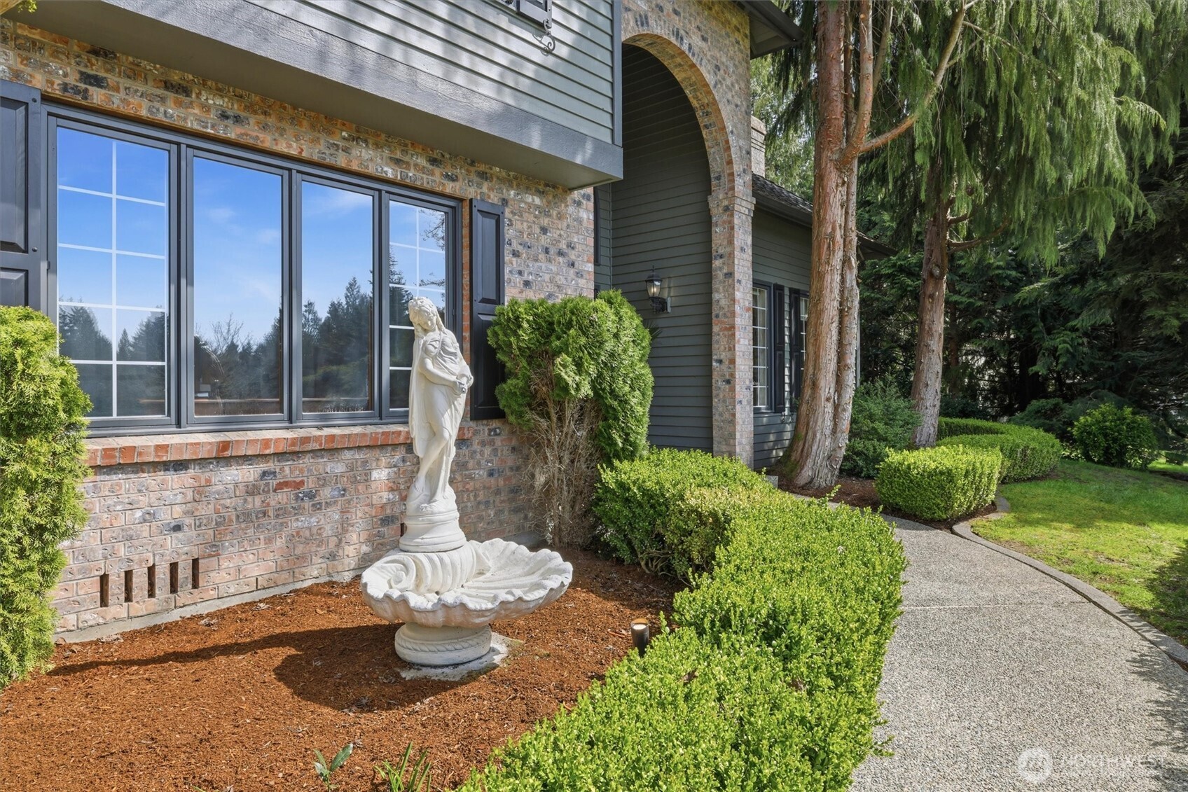 5920 228th Avenue NE