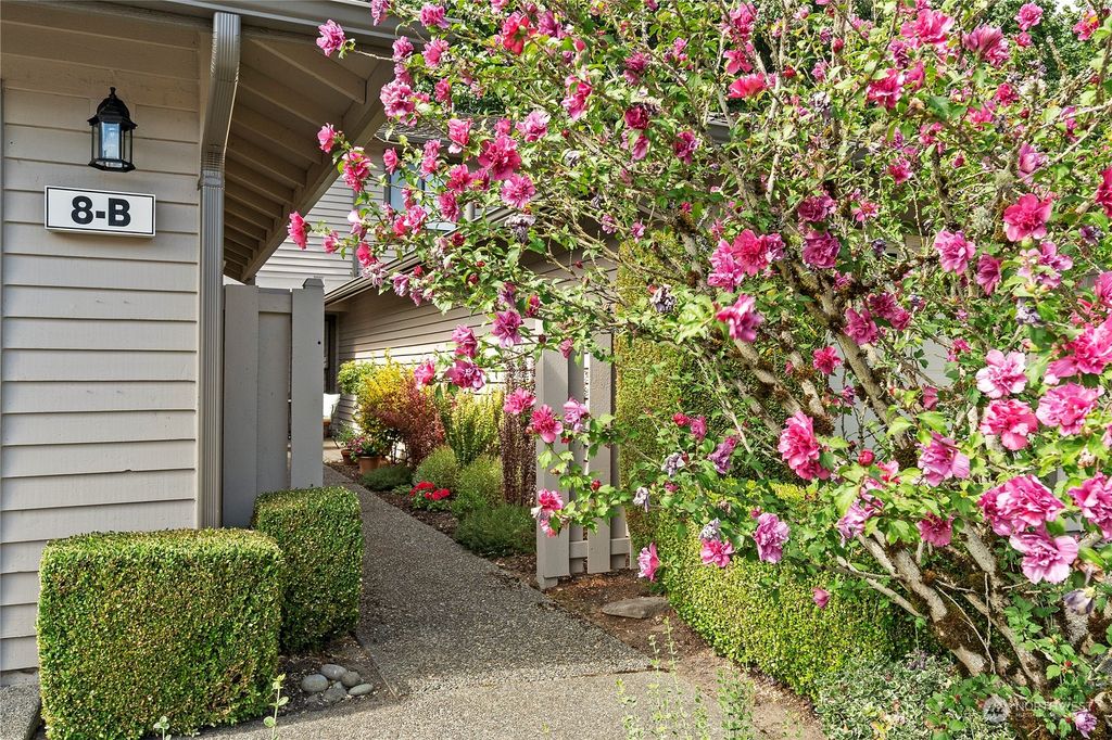 Photo of 1800 Mill Creek Road #8B, Mill Creek, WA 98012 (MLS # 2157317)