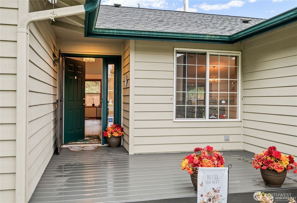 Photo of 21211 89th Avenue NE, Arlington, WA 98223 (MLS # 2487350)