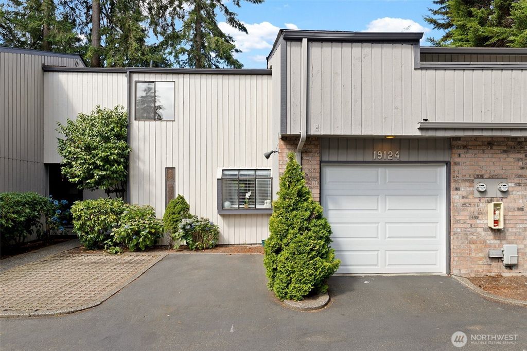 Photo of 19124 Ballinger Way NE #124, Lake Forest Park, WA 98155 (MLS # 2355087)