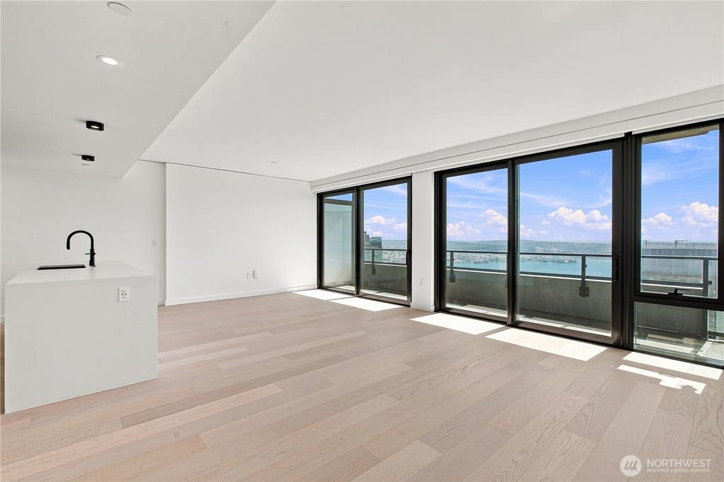 Photo of 300 Virginia Street #4306, Seattle, WA 98101 (MLS # 2570560)