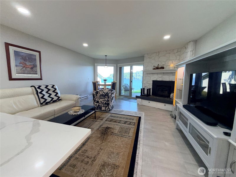 30 Admiralty Lane 316