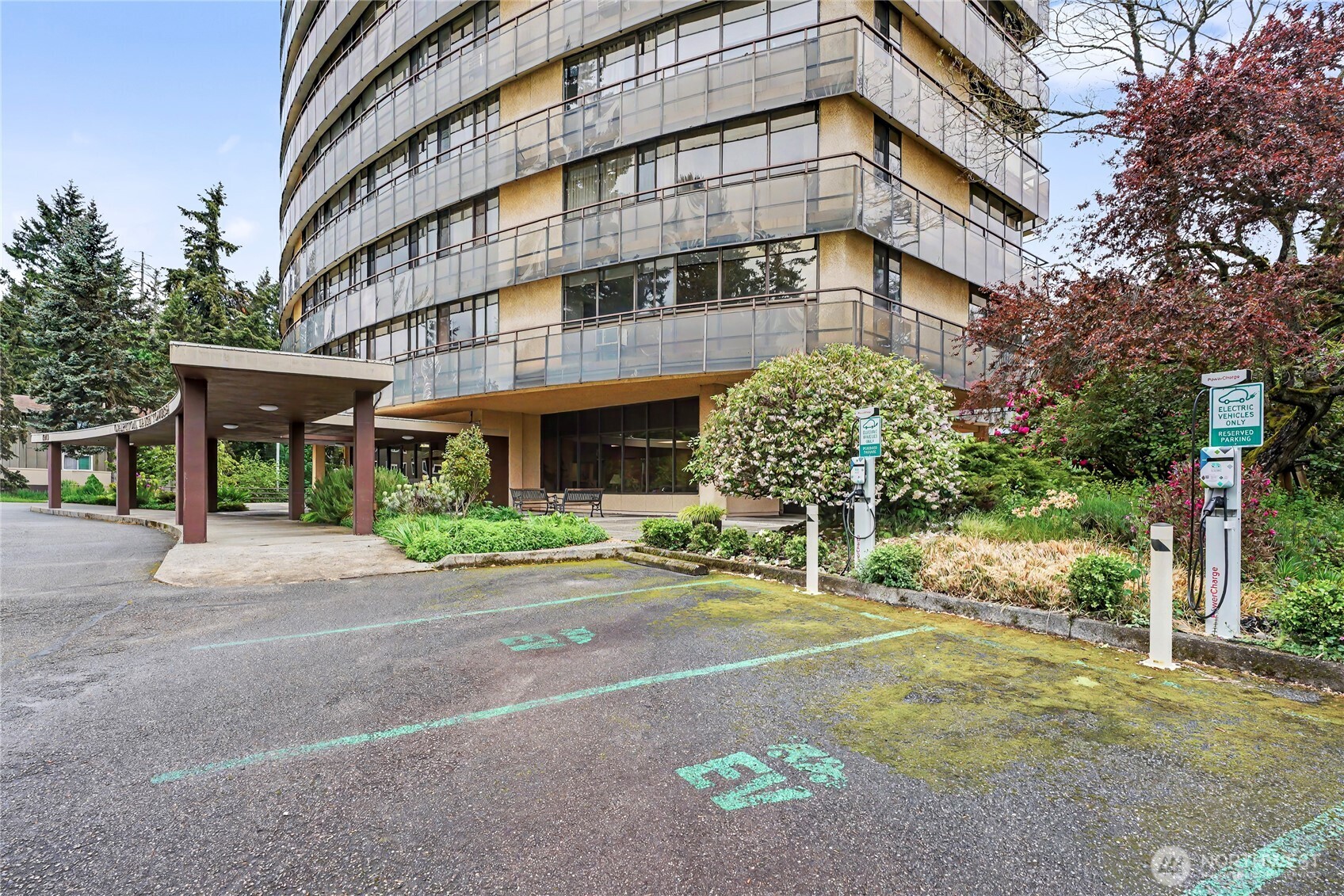 1910 Evergreen Park Drive SW 504