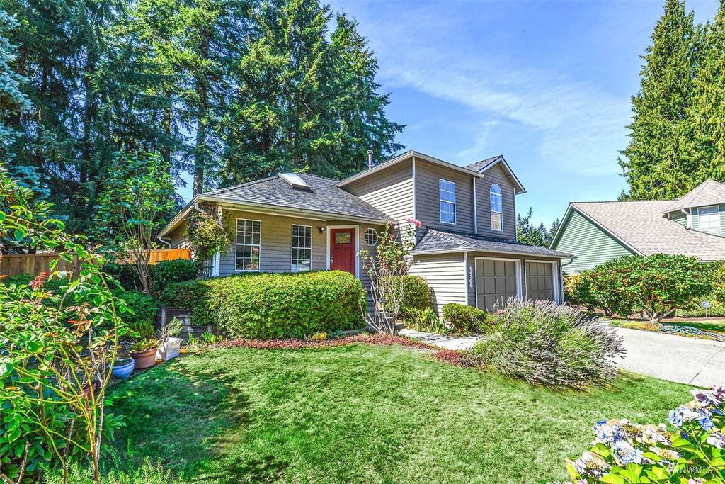Photo of 14306 61st Avenue SE, Everett, WA 98208 (MLS # 1992357)