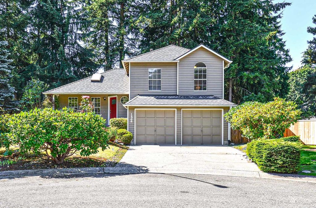 Photo of 14306 61st Avenue SE, Everett, WA 98208 (MLS # 1992357)