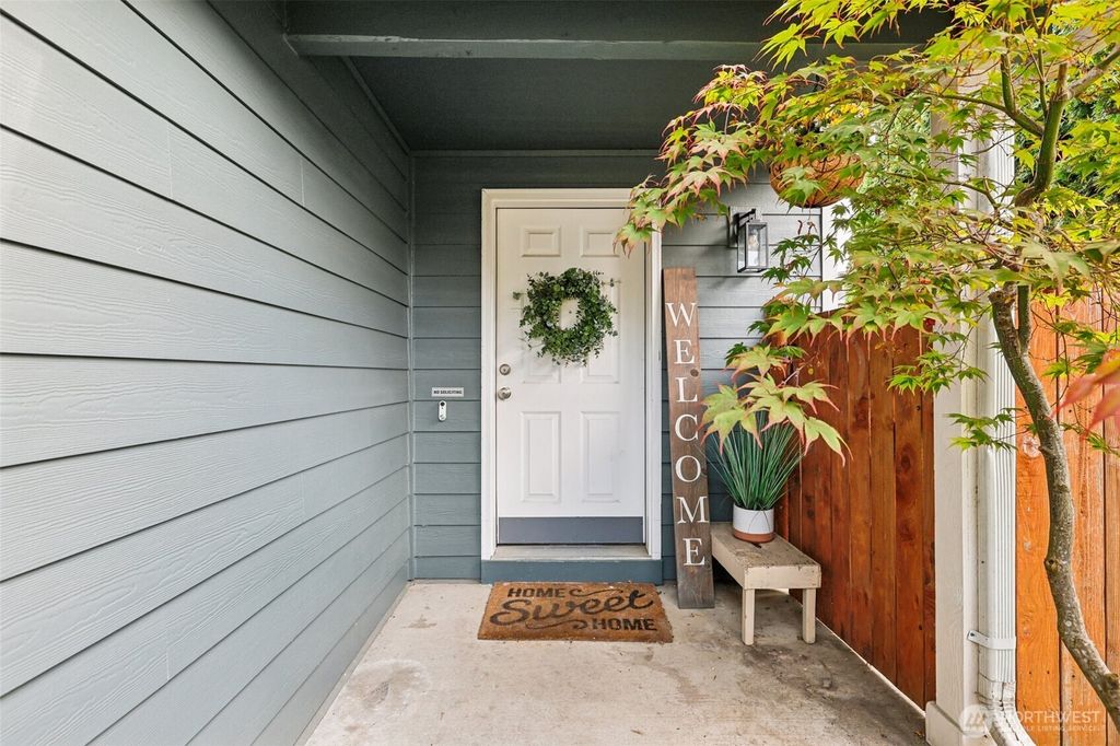 Photo of 2728 177th Place NE, Marysville, WA 98271 (MLS # 2433906)