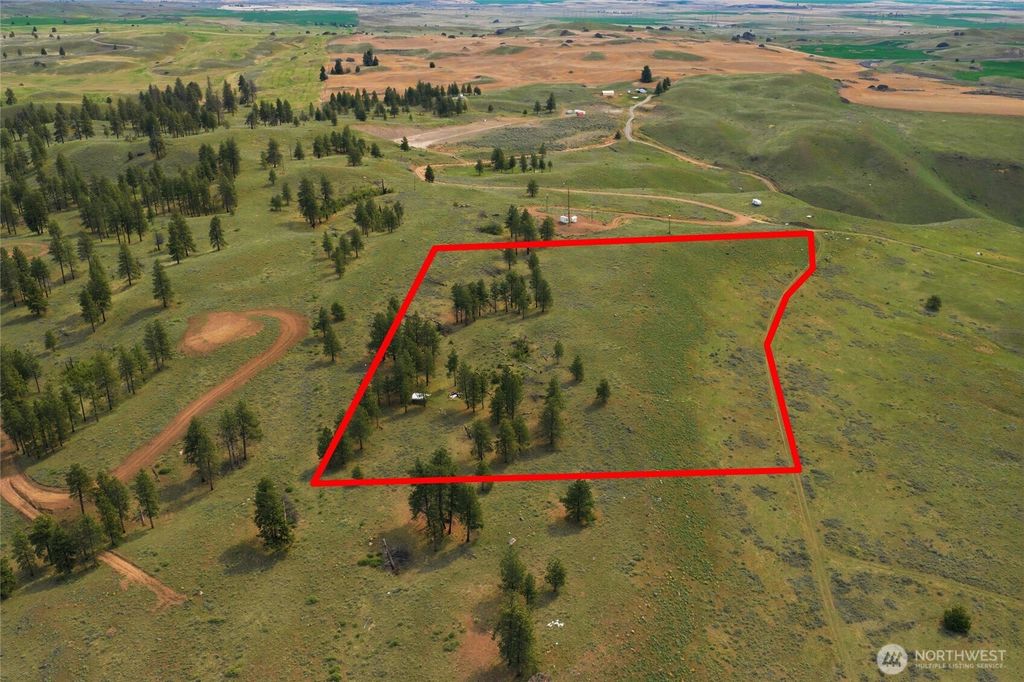 Photo of 10 NKA Alta Vista Way, Waterville, WA 98858 (MLS # 2525955)
