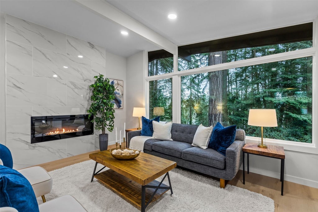 Photo of 3901 151st Avenue SE, Bellevue, WA 98006 (MLS # 2595052)