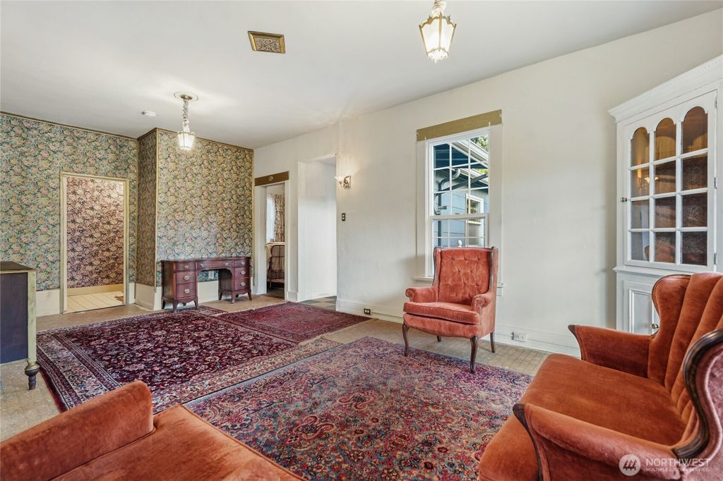 Photo of 1012 S 20th Avenue AVE, Seattle, WA 98144 (MLS # 2529034)