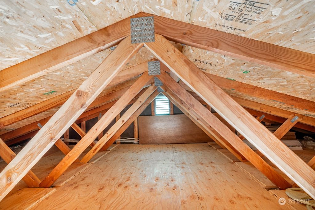 listing image 9369786843120103706