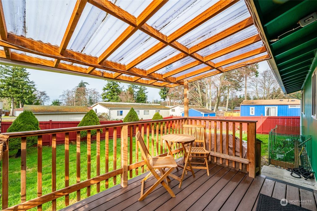 listing image 9367404161552246533