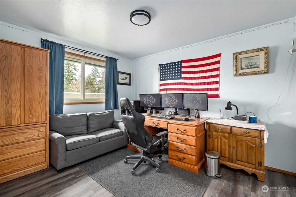 listing image 9360412813224004010