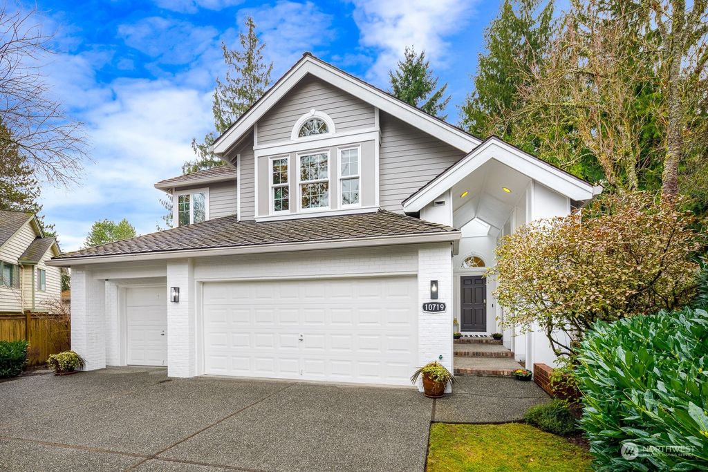 Photo of 10719 177th Court NE, Redmond, WA 98052 (MLS # 2191787)