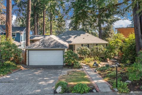Photo of 6626 57th Avenue NE, Seattle, WA 98115 (MLS # 1994351) Photo of 6626 57th Avenue NE, Seattle, WA 98115 (MLS # 1994351)
