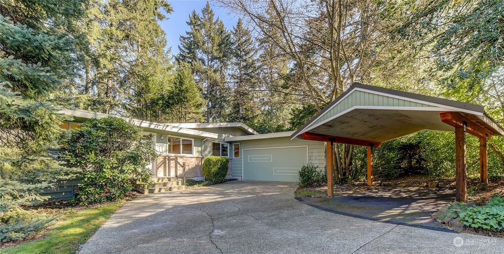 Photo of 1640 151st Avenue SE, Bellevue, WA 98007 (MLS # 2210434)