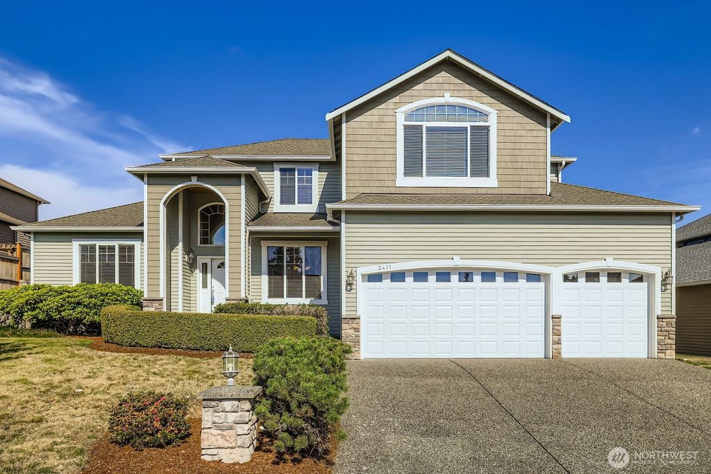 Photo of 3411 170th Street SW, Lynnwood, WA 98037 (MLS # 2437899)