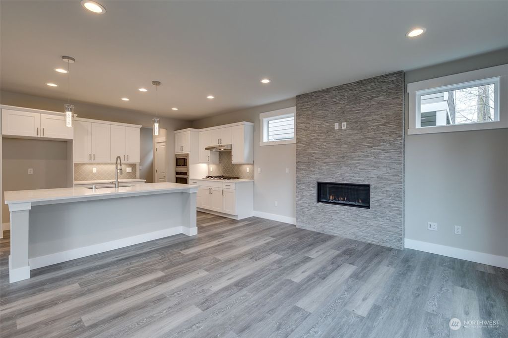 Photo of 16541 8th Avenue NE #B, Shoreline, WA 98155 (MLS # 2070691)