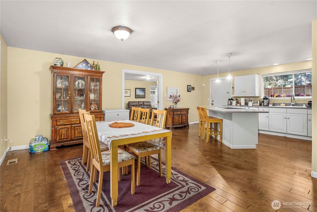 Photo of 1307 Yakima Street NE, Olympia, WA 98516 (MLS # 2458419)