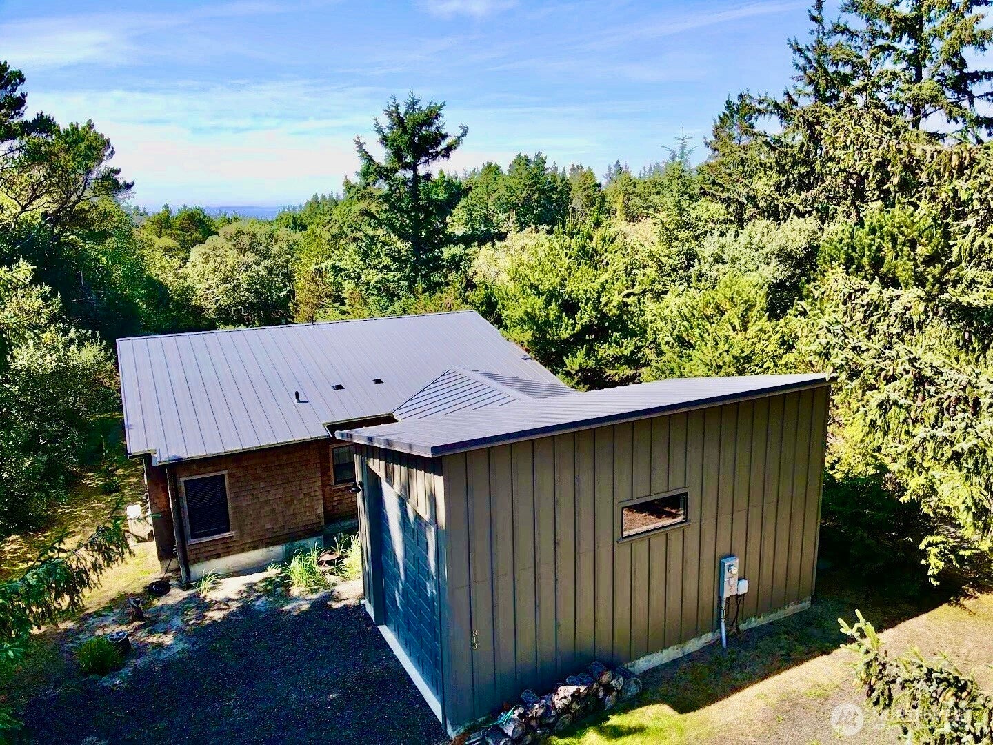 813 Salmonbery Beach