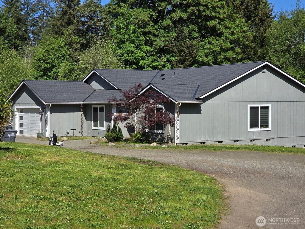 Photo of 6611 Crescent Beach rd Road NW, Vaughn, WA 98394 (MLS # 2521248)