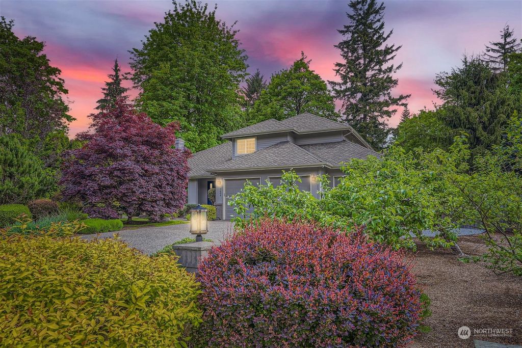 Photo of 7604 245th Way NE, Redmond, WA 98053 (MLS # 2237186)