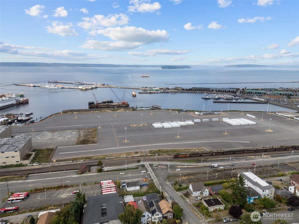 Photo of 2501 W Marine View Drive, Everett, WA 98201 (MLS # 2442567)
