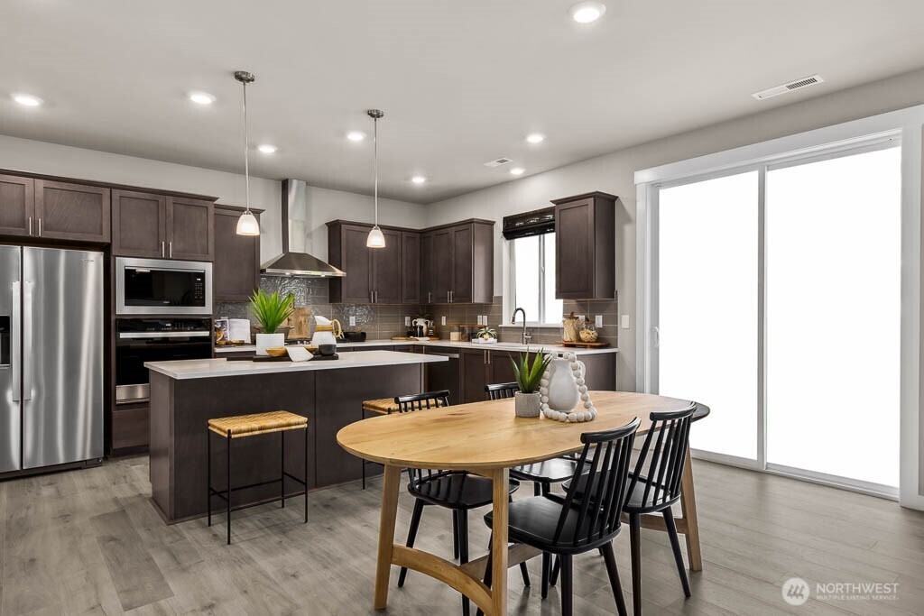 668 SE 12th Place 47