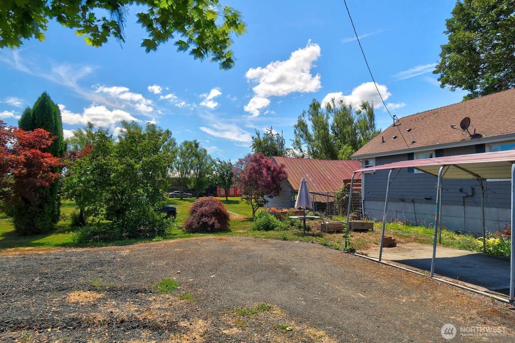 Photo of 320 Pioneer Highway E, Arlington, WA 98223 (MLS # 2562882)