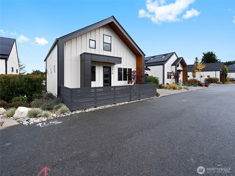 Photo of 3918 Crosswinds Court, Anacortes, WA 98221 (MLS # 2453697)