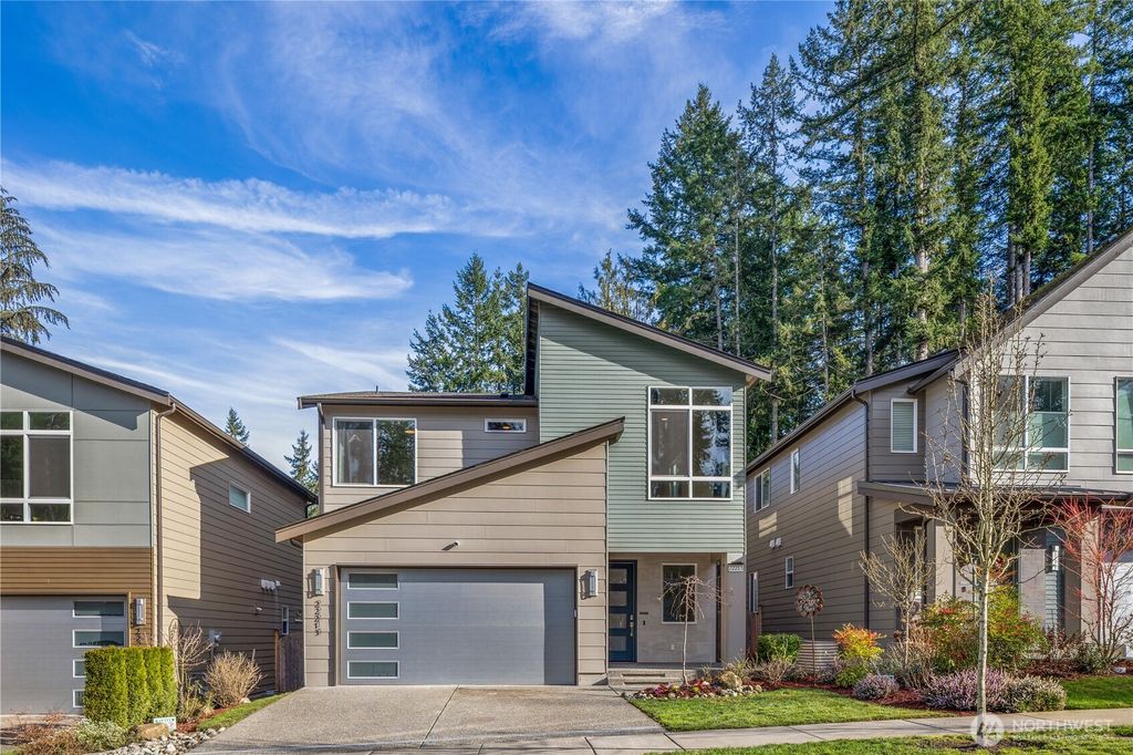 Photo of 22213 17th Avenue W, Lynnwood, WA 98036 (MLS # 2478944)