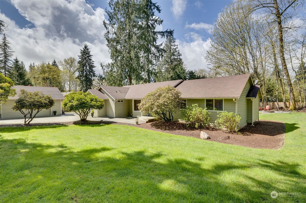 Photo of 23708 139th Drive SE, Snohomish, WA 98296 (MLS # 2223785)
