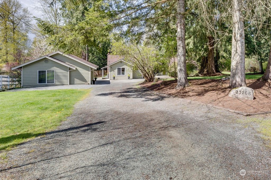 Photo of 23708 139th Drive SE, Snohomish, WA 98296 (MLS # 2223785)