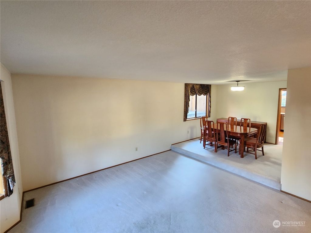 Photo of 6608 181st Street SW, Lynnwood, WA 98037 (MLS # 2006738)