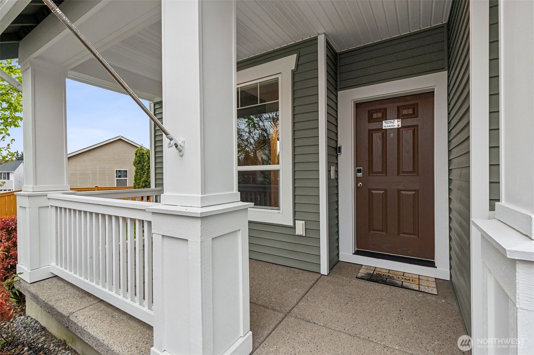 1398 Ebbets Drive SW