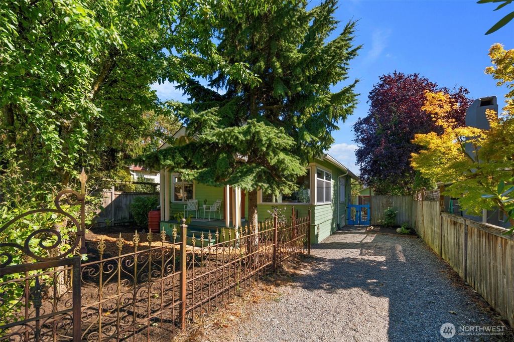 Photo of 335 N 103rd Street, Seattle, WA 98133 (MLS # 2417937)
