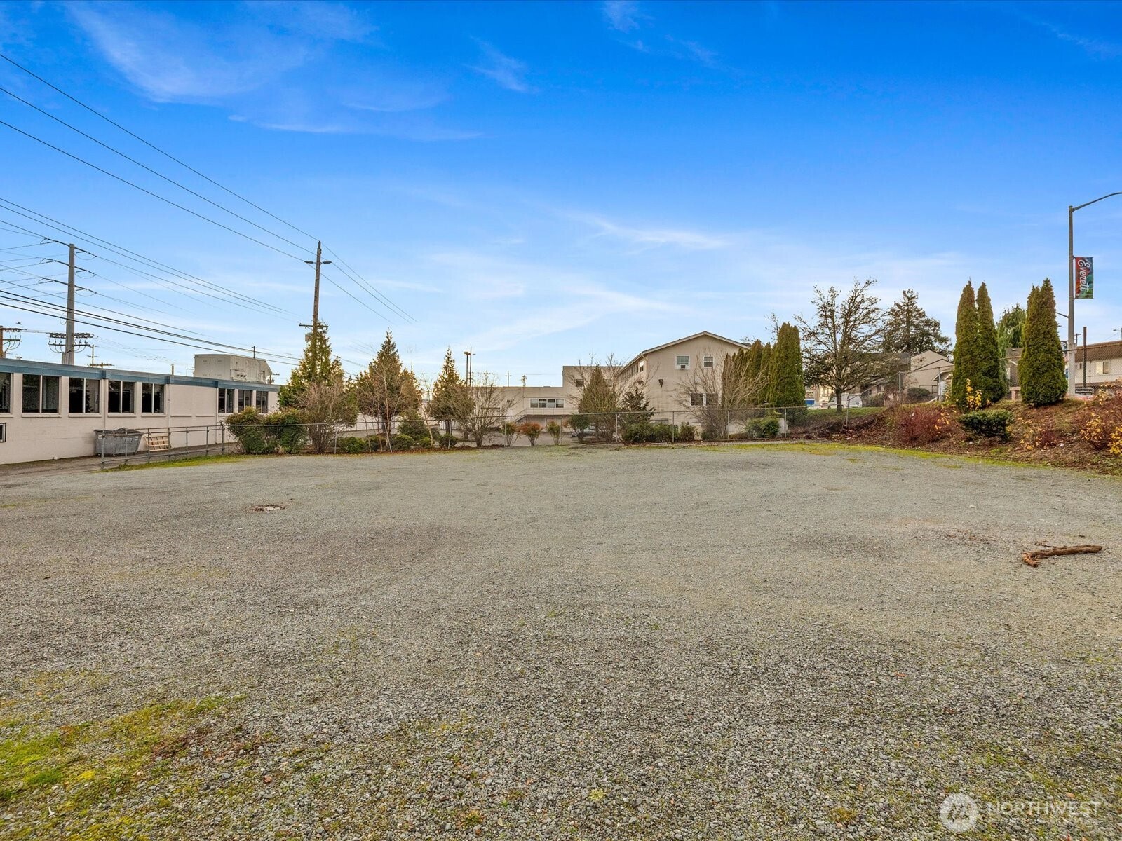 3401 Broadway Avenue