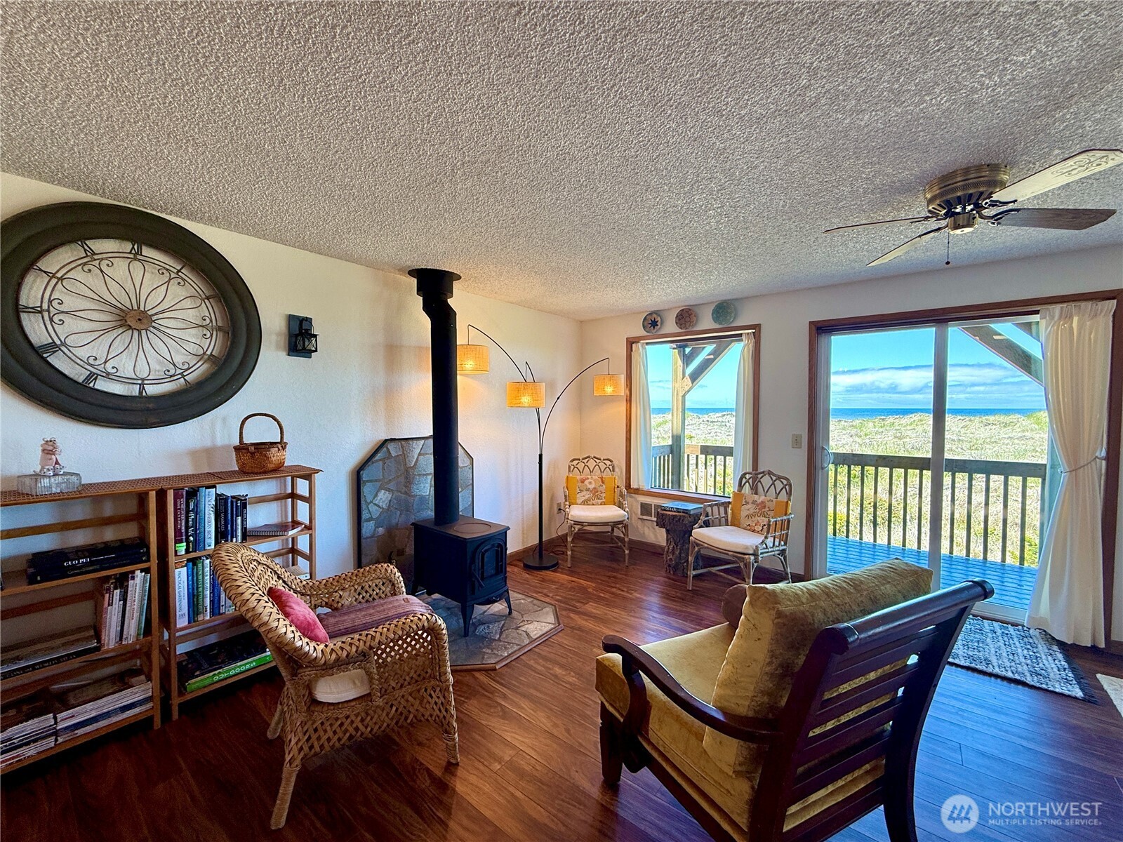 1311 Ocean Shores Boulevard SW 3