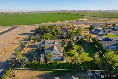 Photo of 9592 Baseline .5 Rd RD SE, Moses Lake, WA 98837 (MLS # 2562484)