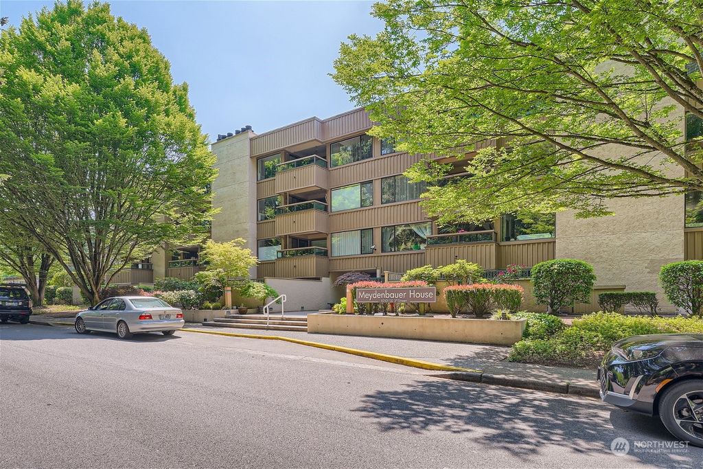 Photo of 10101 SE 3rd Street #105, Bellevue, WA 98004 (MLS # 2182547)