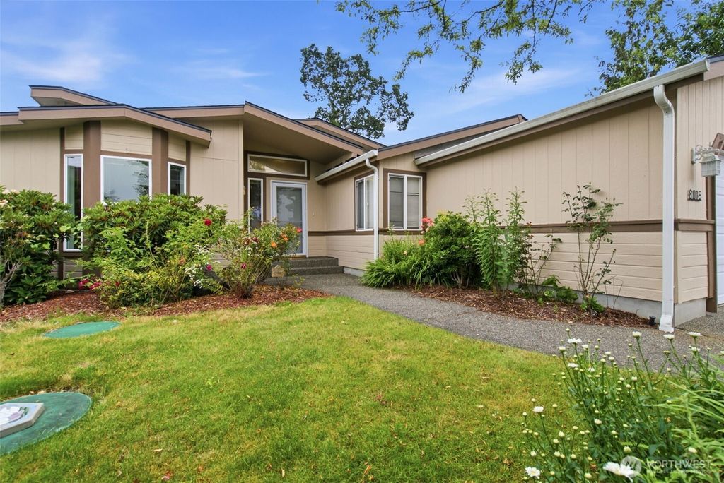 Photo of 8018 18th Lane SE, Lacey, WA 98503 (MLS # 2546465)