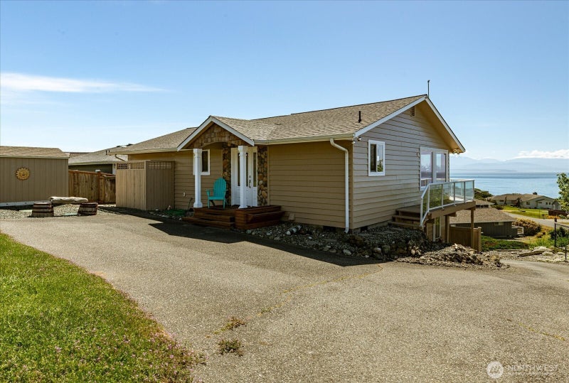 724 Hacienda Drive