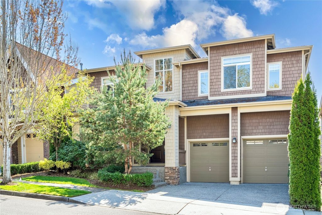 Photo of 15463 NE 107th Way, Redmond, WA 98052 (MLS # 2360758)