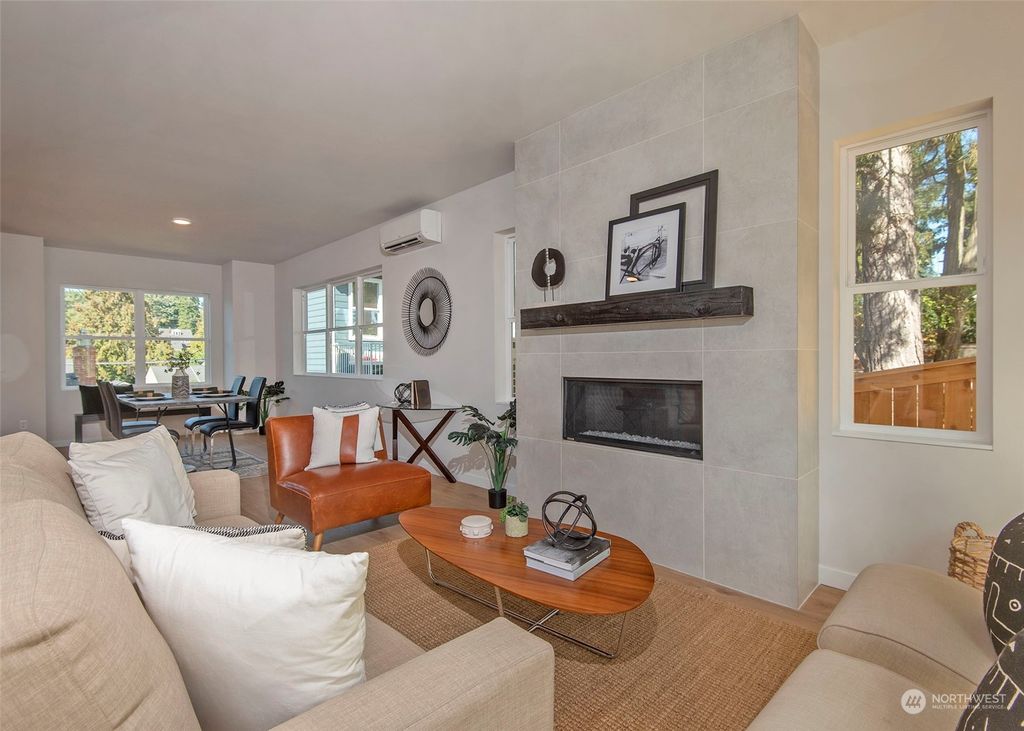 Photo of 6014 40th Avenue NE #A, Seattle, WA 98115 (MLS # 2009822)